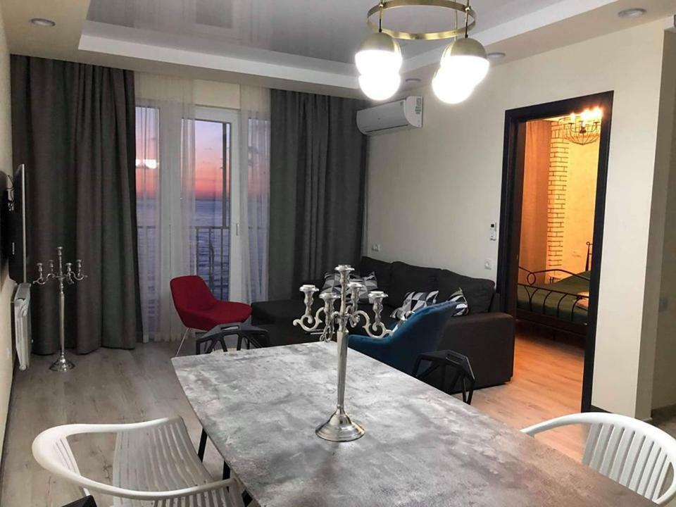 Magnolia Seaside Apartment Batumi Exterior photo